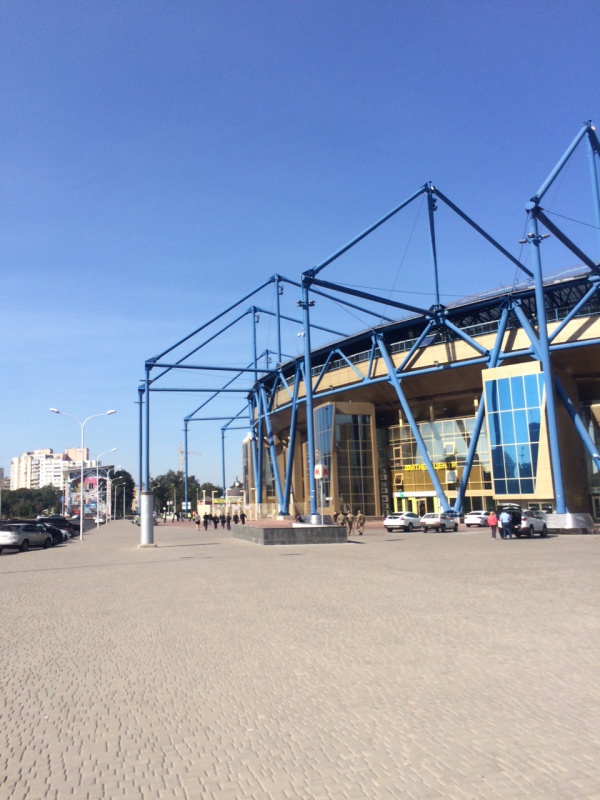 Le très moderne Stadion Metalist.